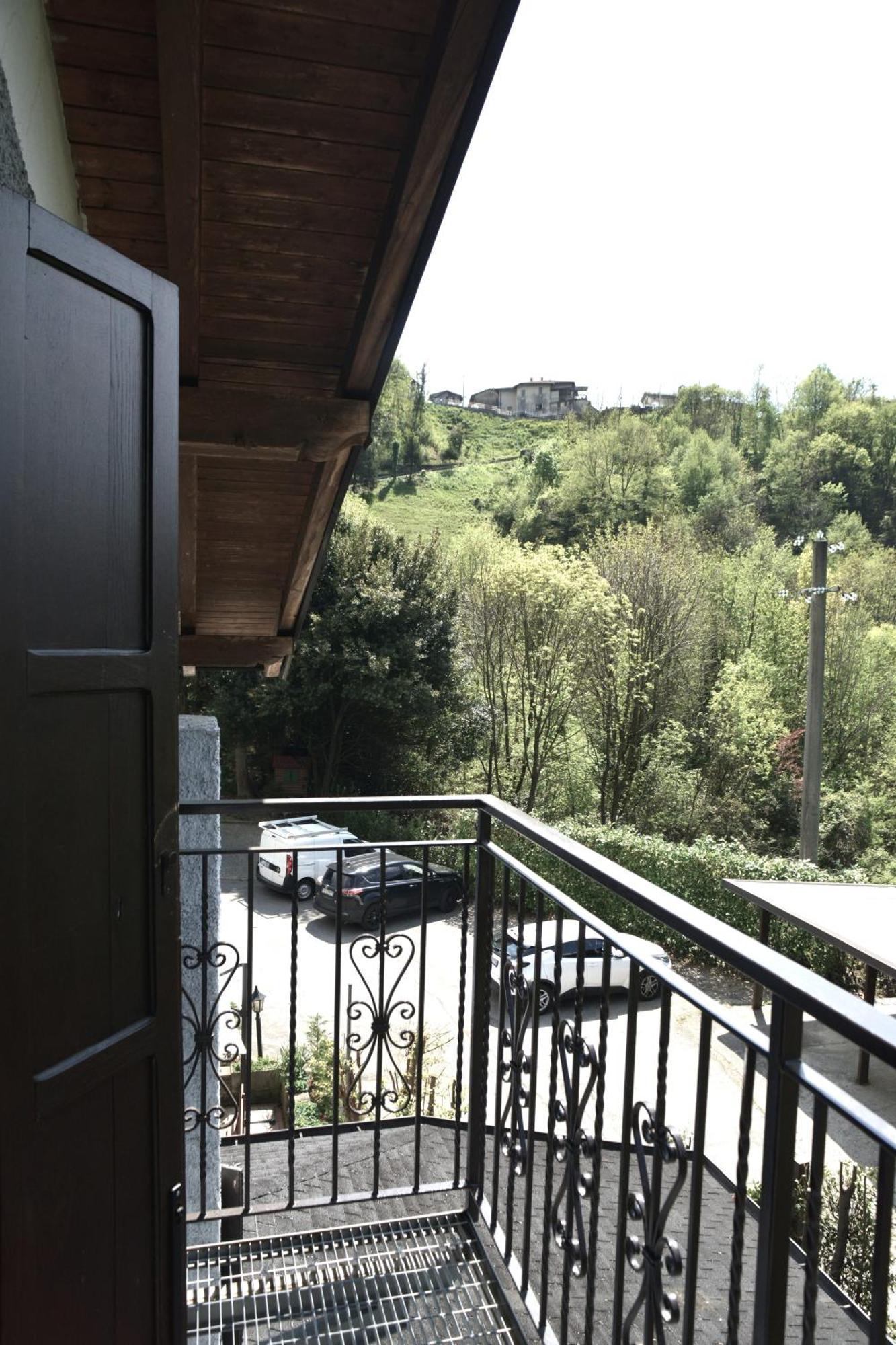Hotel Al Verde แมนเดลโล เดล ลาริโอ ภายนอก รูปภาพ