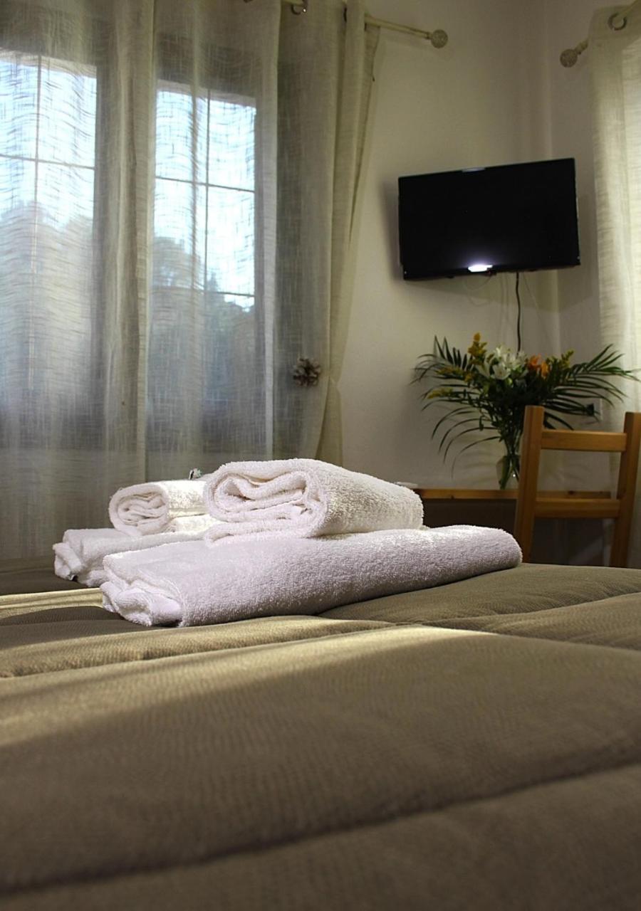 Hotel Al Verde แมนเดลโล เดล ลาริโอ ภายนอก รูปภาพ